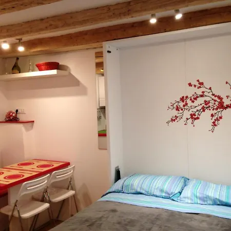 Monolocale In Zona Pedonale * 트리에스테