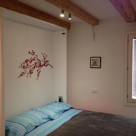 아파트 Monolocale In Zona Pedonale 트리에스테